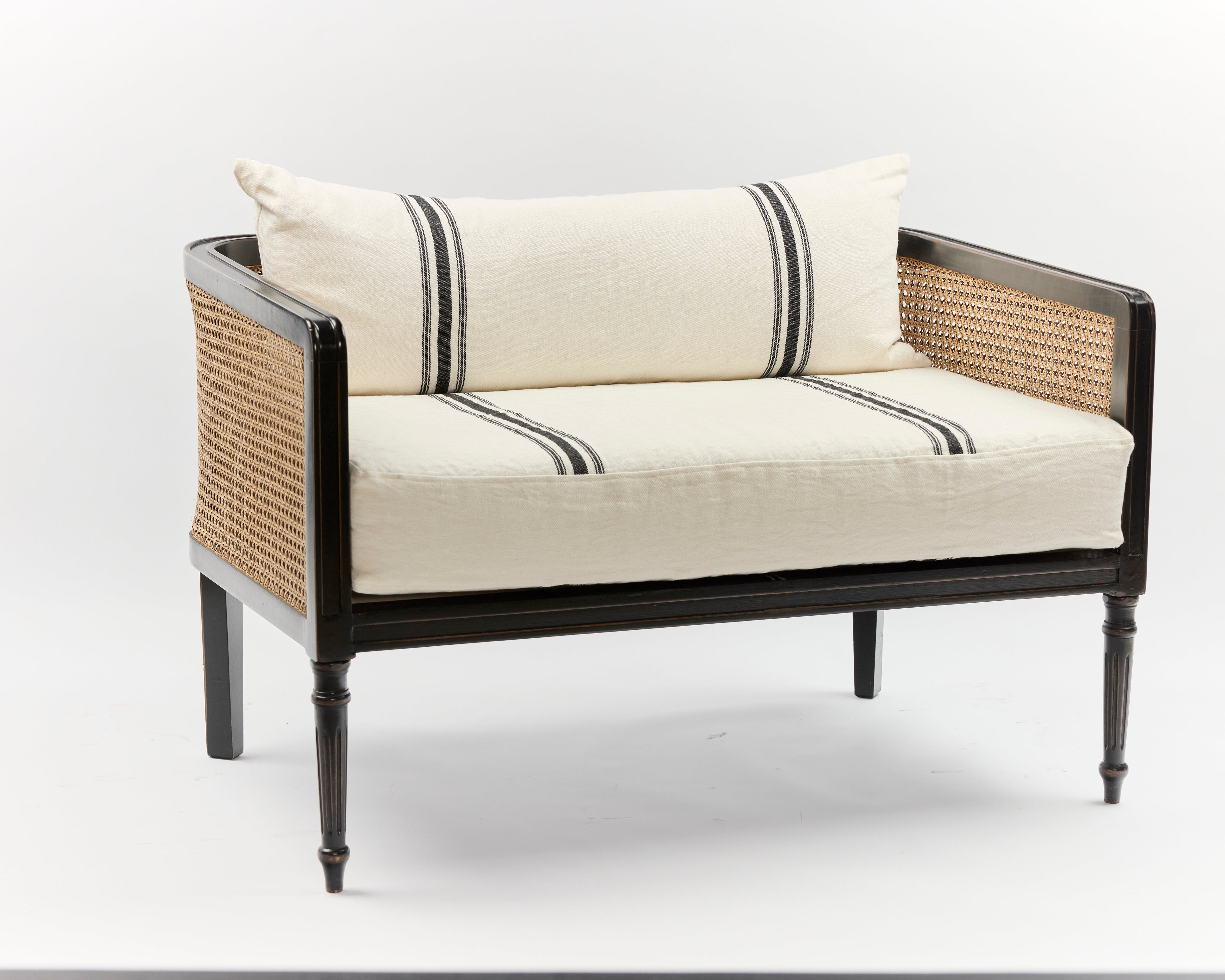 Sitial Tallado Simple Junco