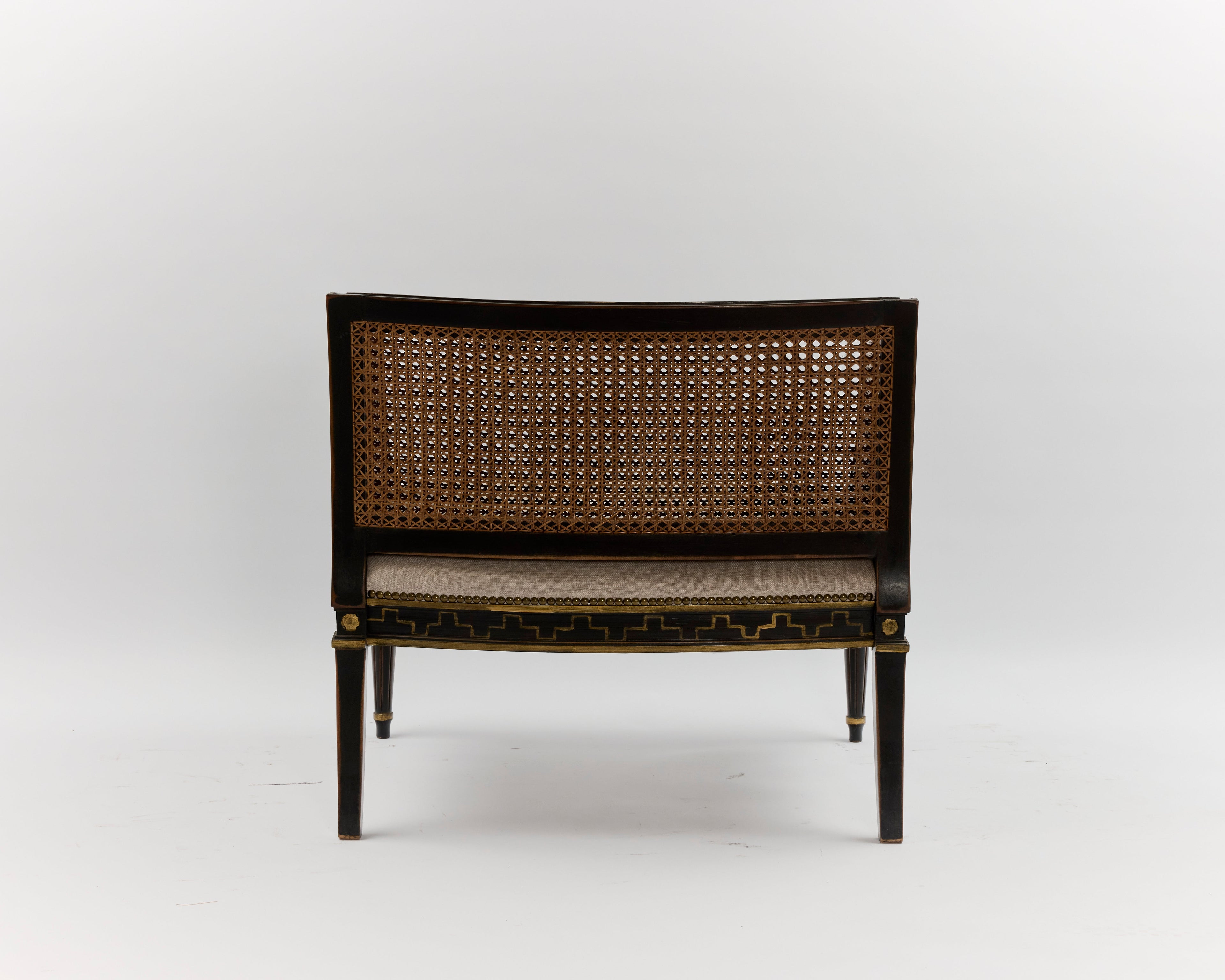 Sitial Tallado Ajedrez Junco Recto