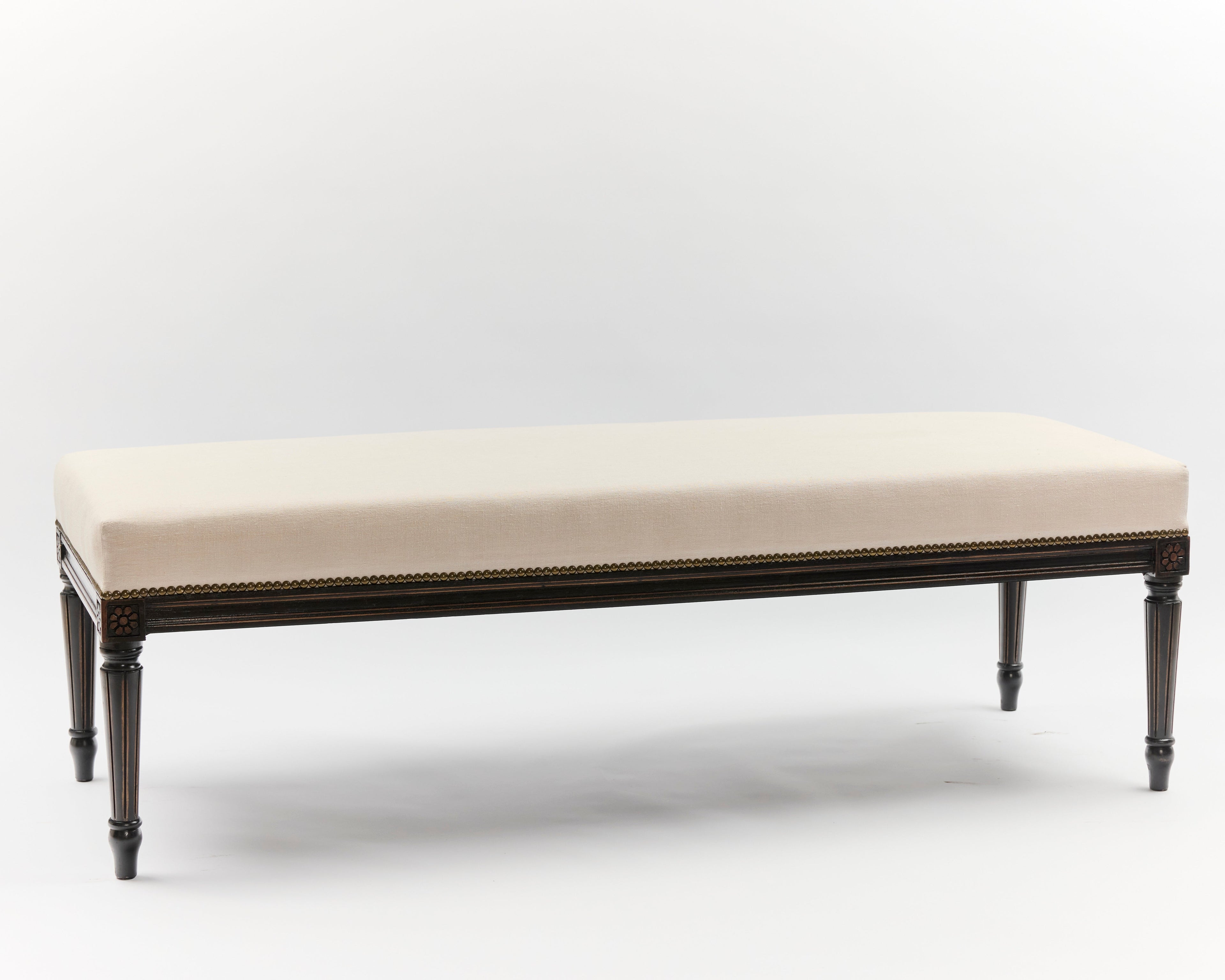 Banqueta Tallada  Negro