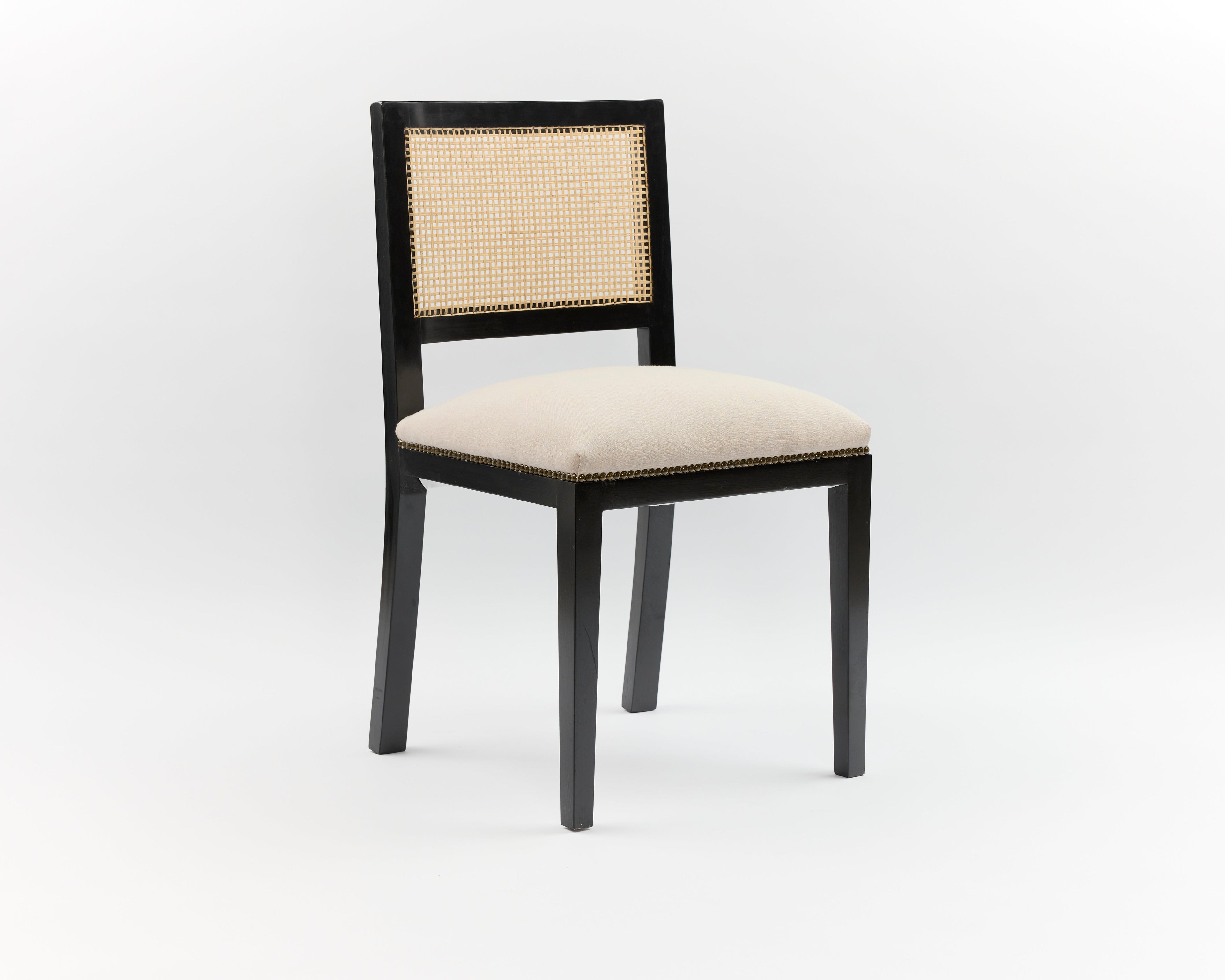 Silla Junco Recta Negra